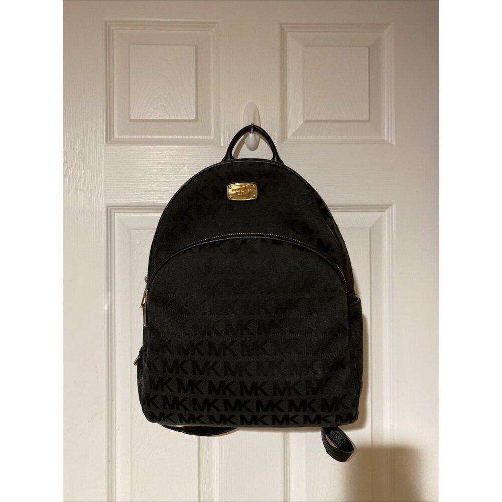 MICHAEL KORS Abbey Large BACKPACK MK Signature Jacquard Logo